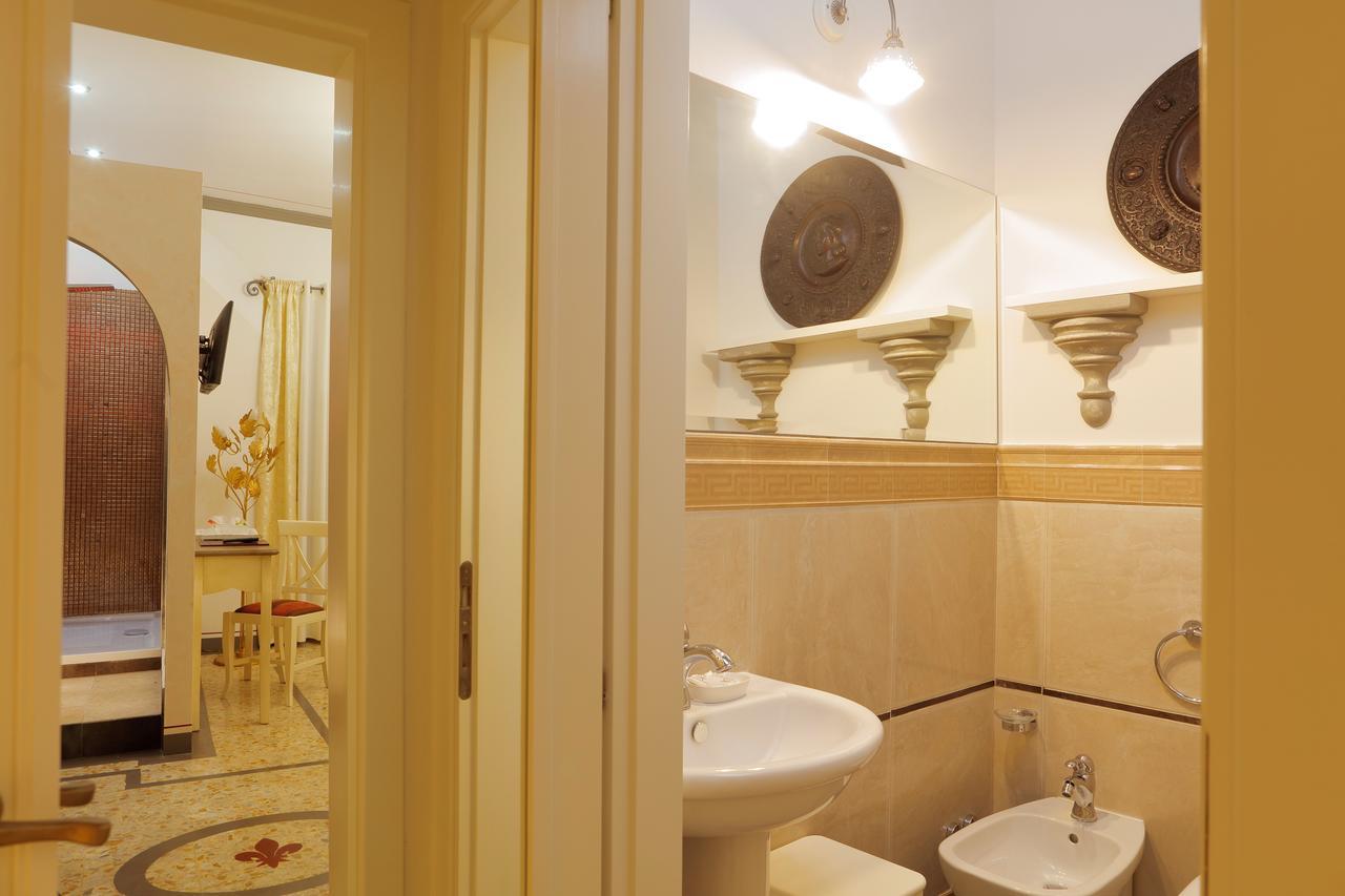 Palazzo Mari Suite & Rooms B&B Montevarchi Exteriör bild