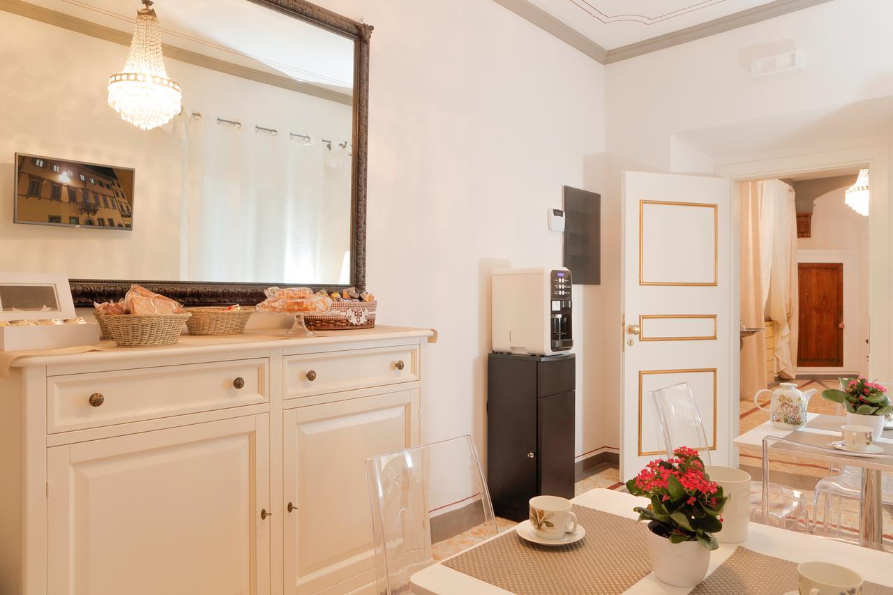 Palazzo Mari Suite & Rooms B&B Montevarchi Exteriör bild