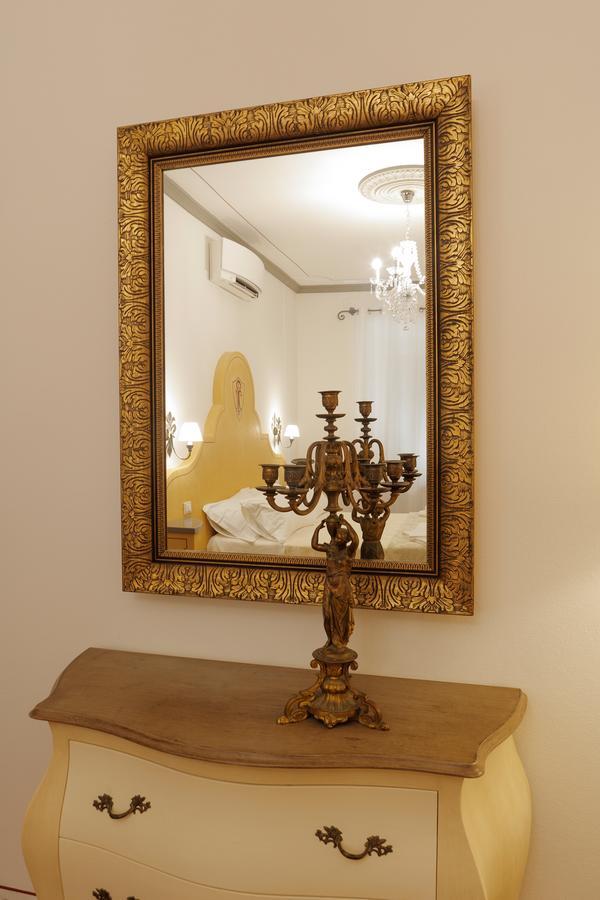 Palazzo Mari Suite & Rooms B&B Montevarchi Exteriör bild