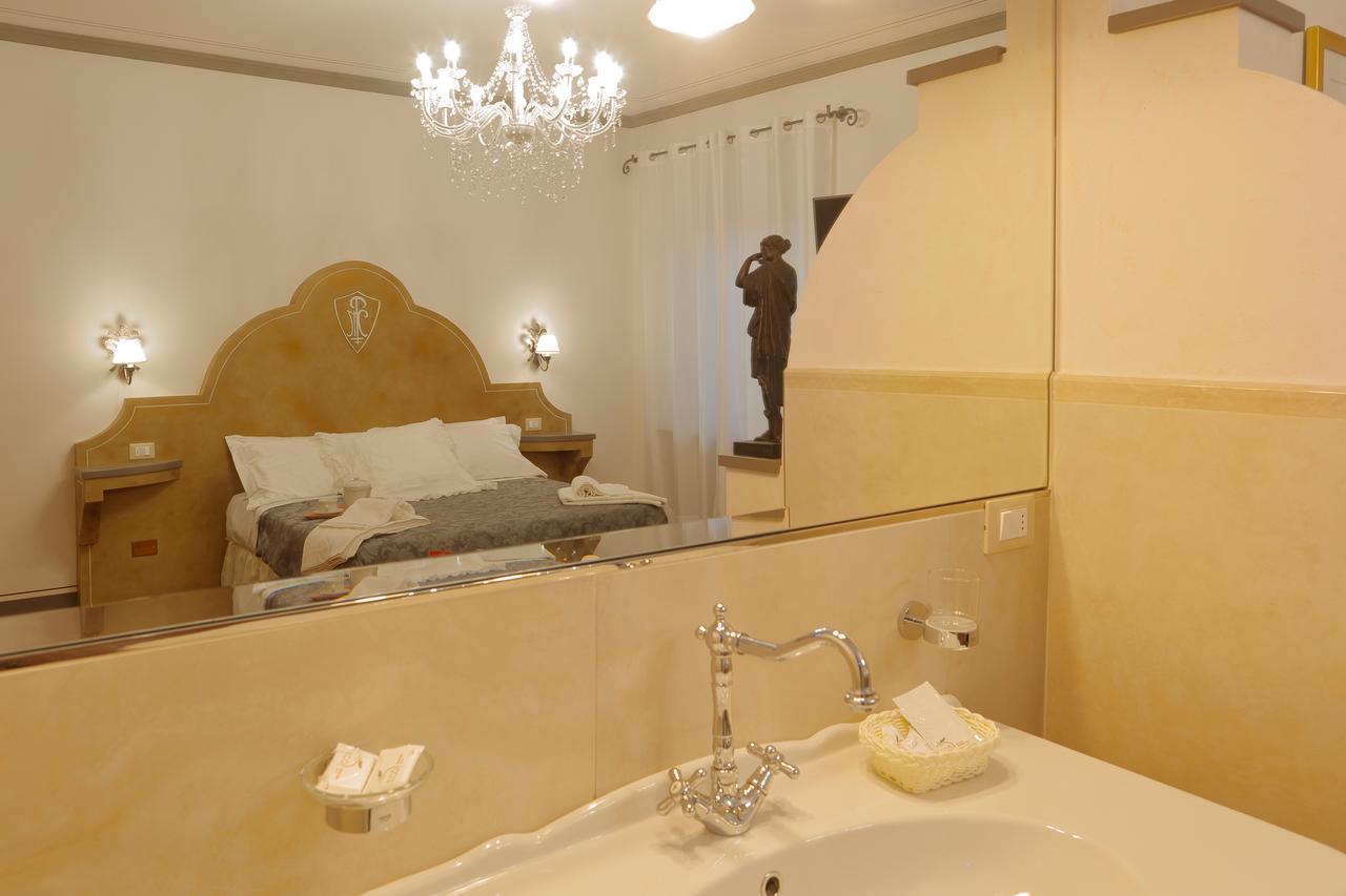 Palazzo Mari Suite & Rooms B&B Montevarchi Exteriör bild