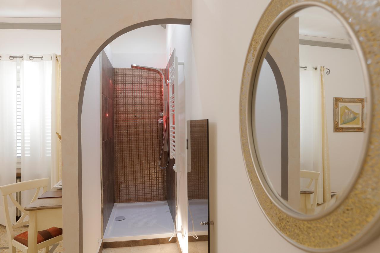 Palazzo Mari Suite & Rooms B&B Montevarchi Exteriör bild