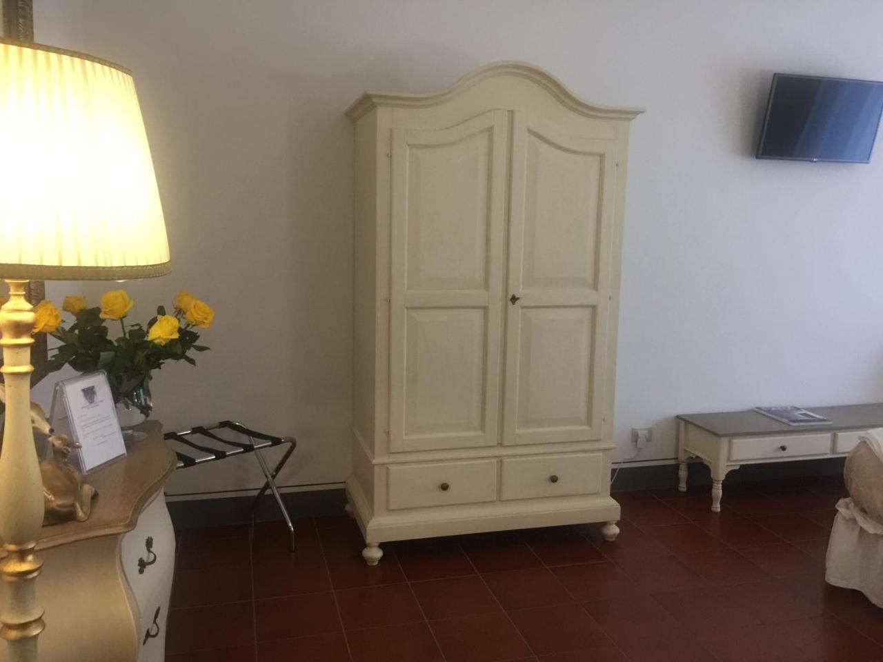 Palazzo Mari Suite & Rooms B&B Montevarchi Exteriör bild